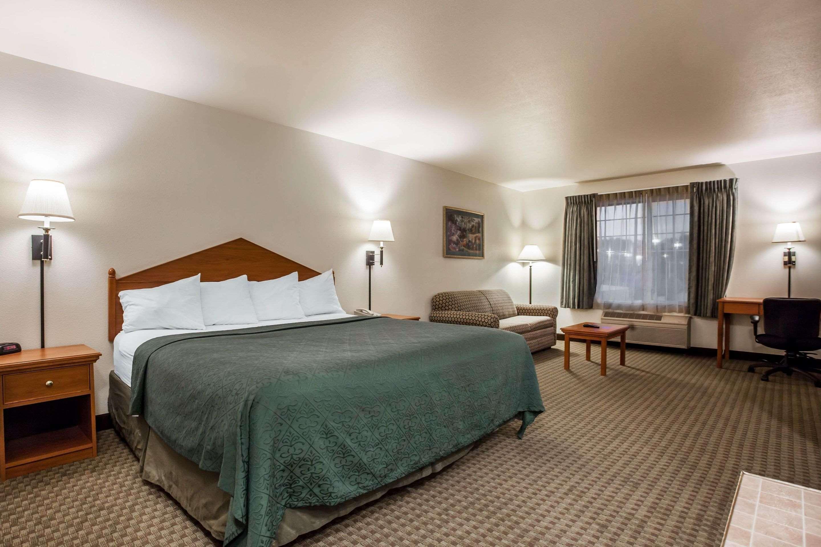 Quality Inn & Suites Federal Way - Seattle Bagian luar foto