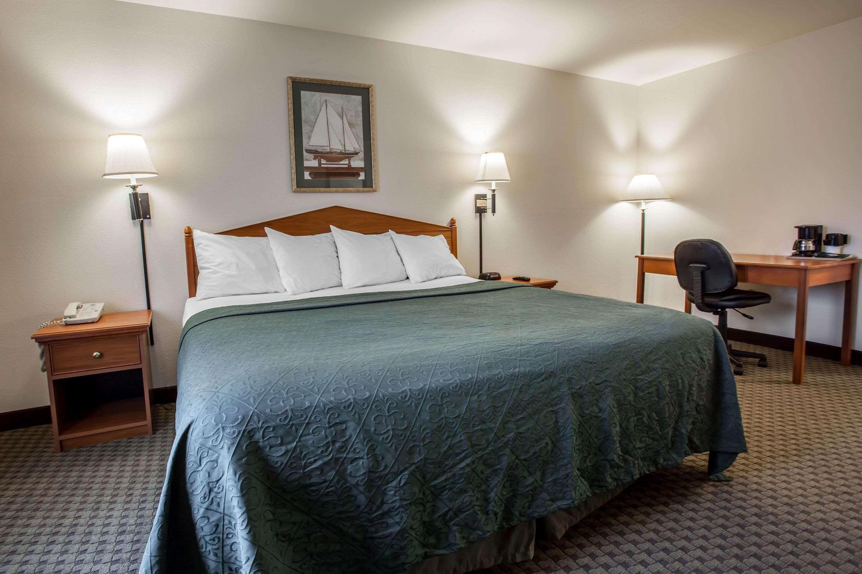 Quality Inn & Suites Federal Way - Seattle Bagian luar foto