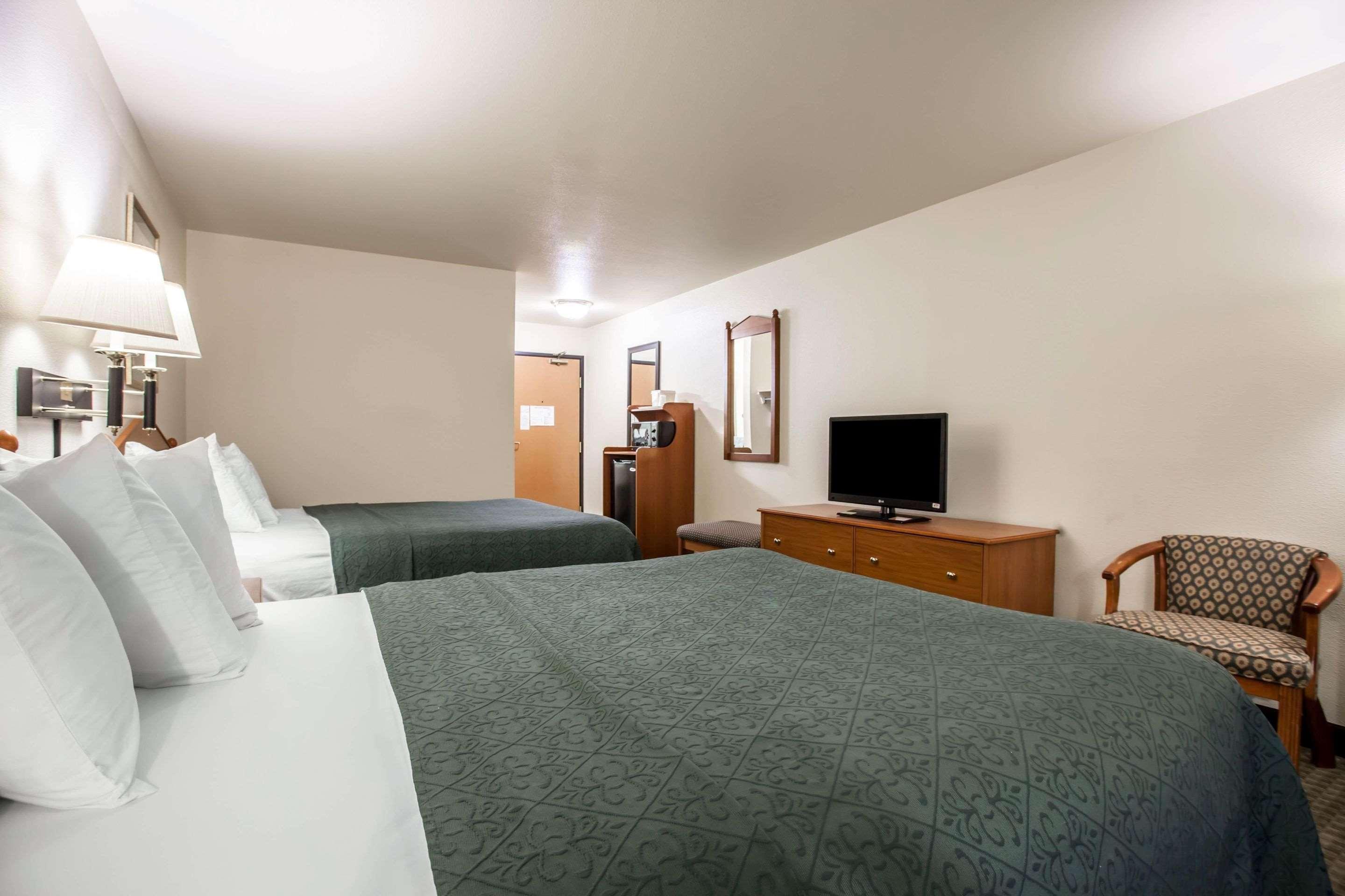 Quality Inn & Suites Federal Way - Seattle Bagian luar foto