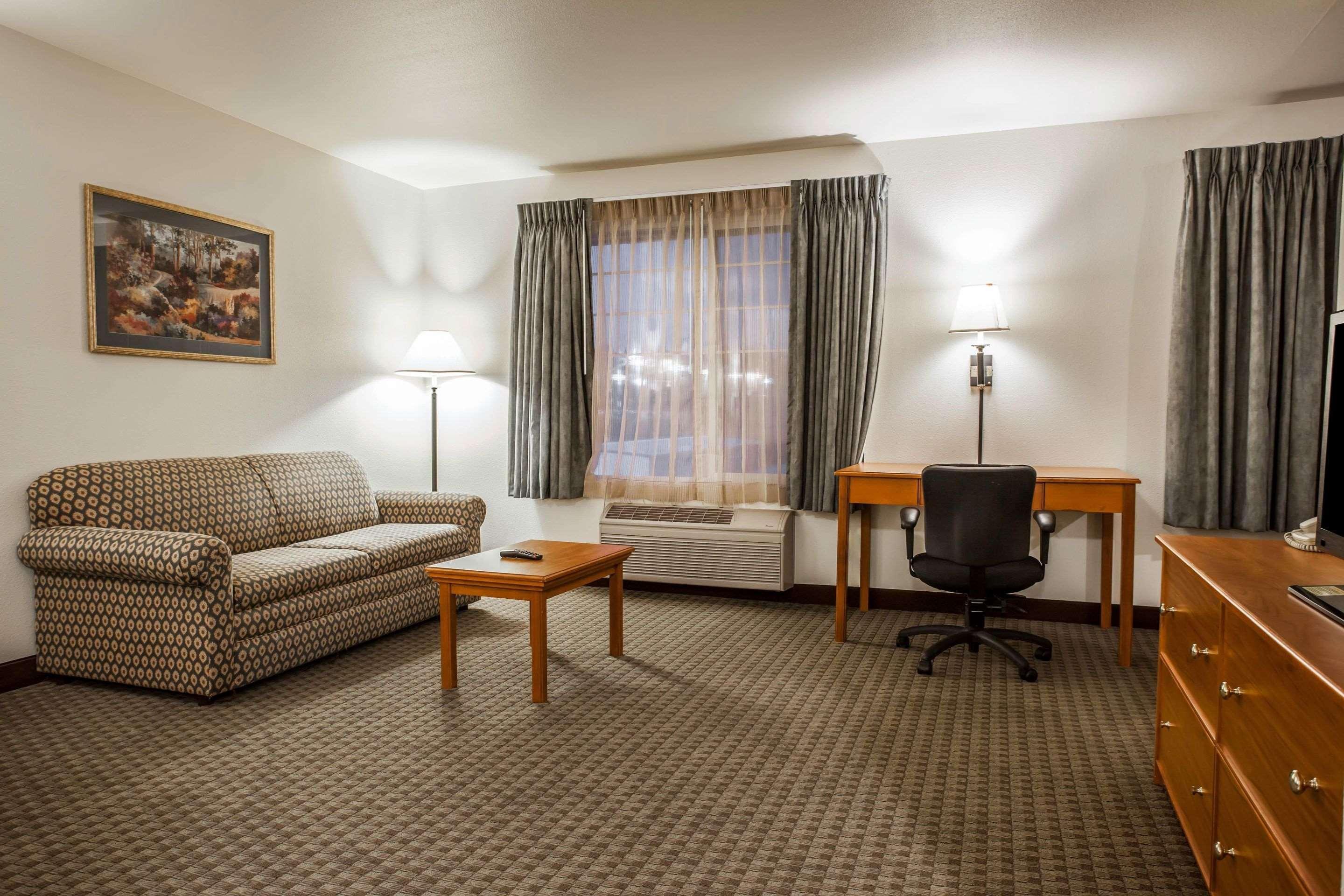 Quality Inn & Suites Federal Way - Seattle Bagian luar foto