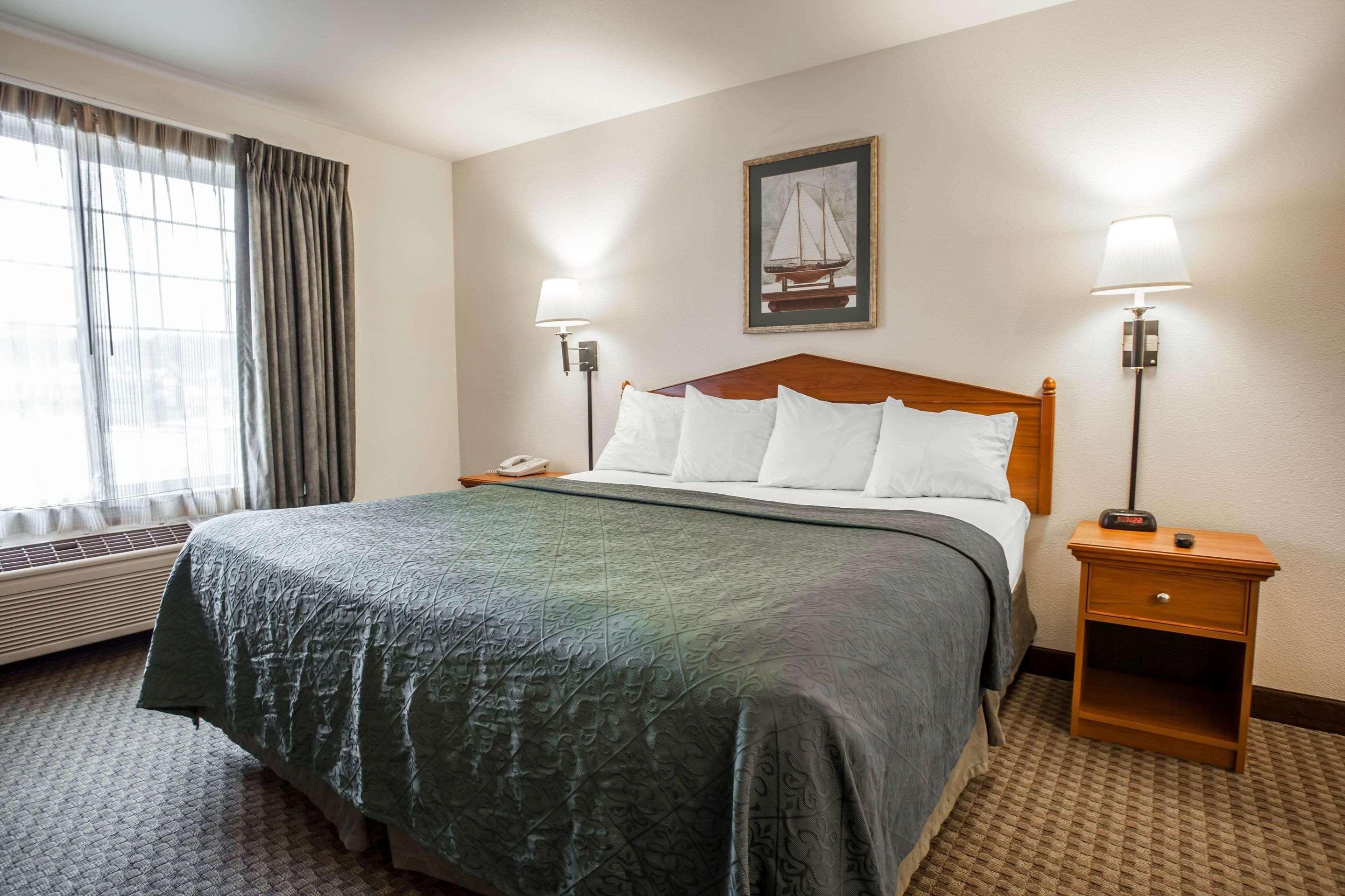 Quality Inn & Suites Federal Way - Seattle Bagian luar foto
