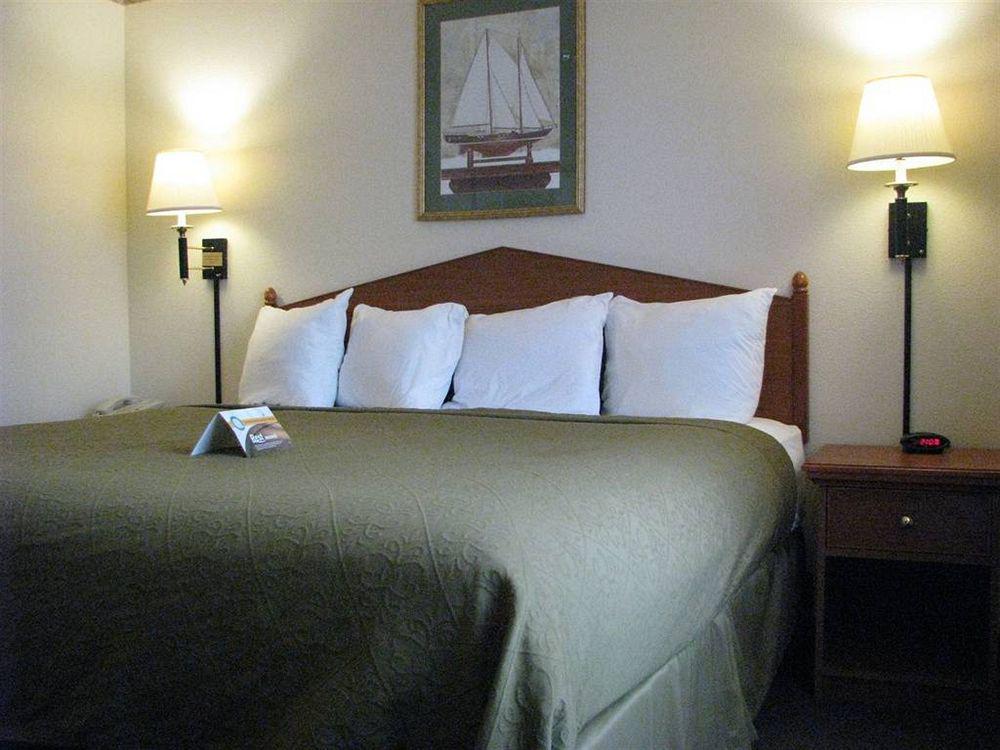 Quality Inn & Suites Federal Way - Seattle Bagian luar foto